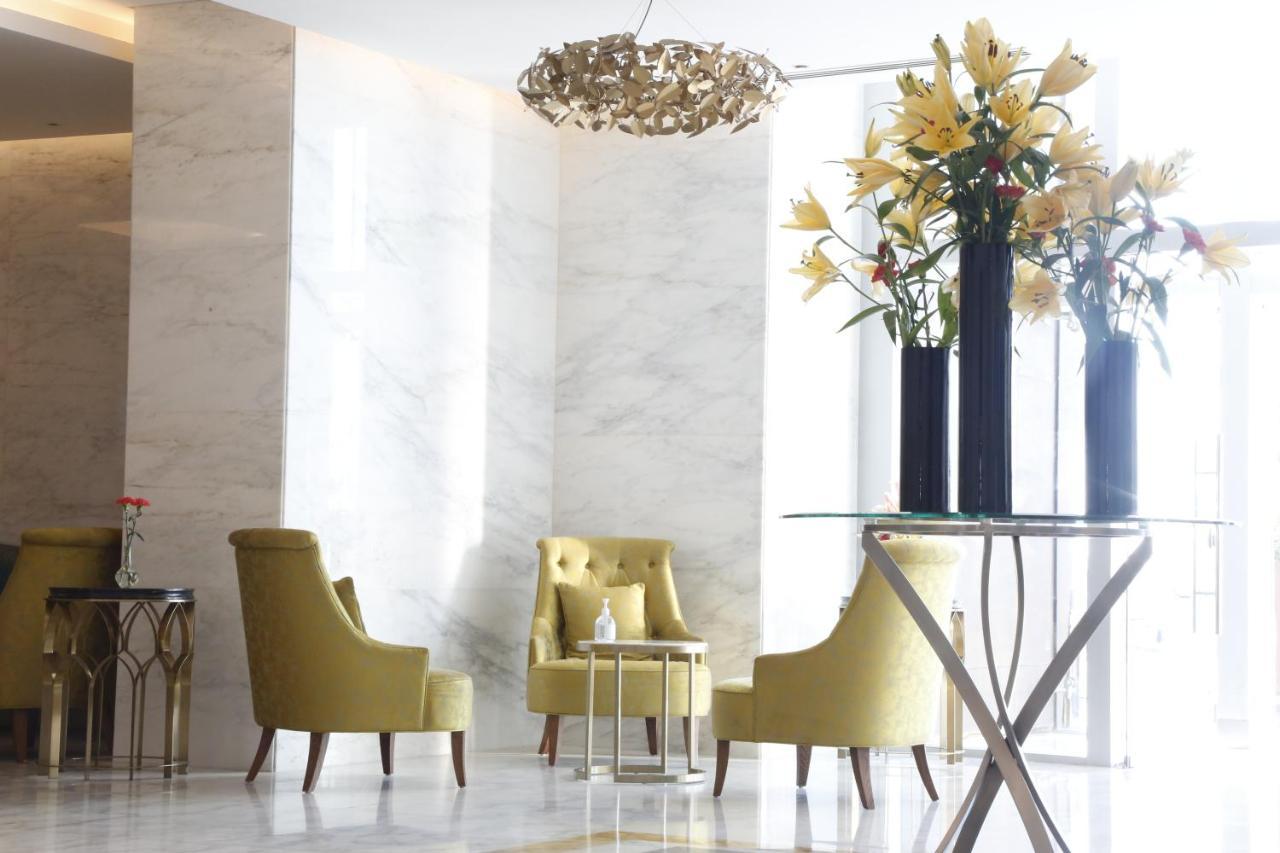 Lusail Waterfront Hotel Apartment מראה חיצוני תמונה The lobby of the hotel