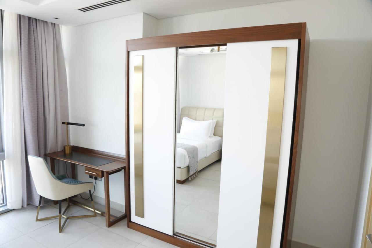 Lusail Waterfront Hotel Apartment מראה חיצוני תמונה Sliding doors
